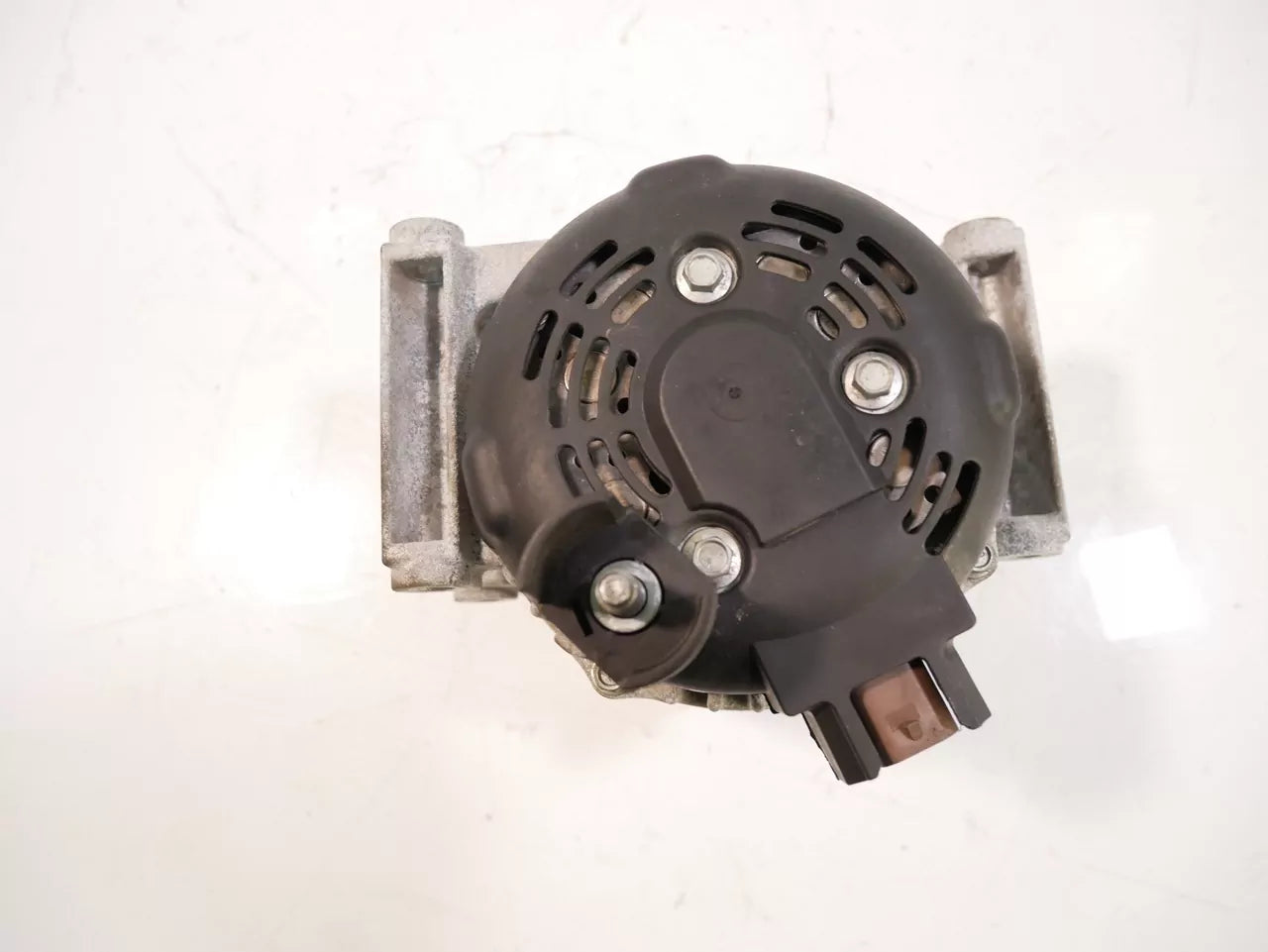 Alternador Opel Astra Insignia 1,6 CDTI D16DTH LVL 13520813
