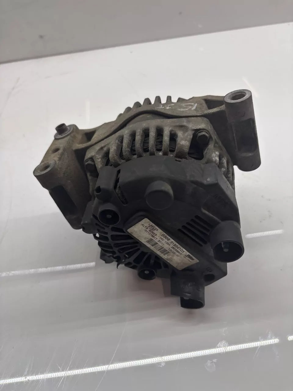 Alternador Peugeot Citroen Nemo Bipper 1.3 HDi F13DTE5 FHZ 51854103