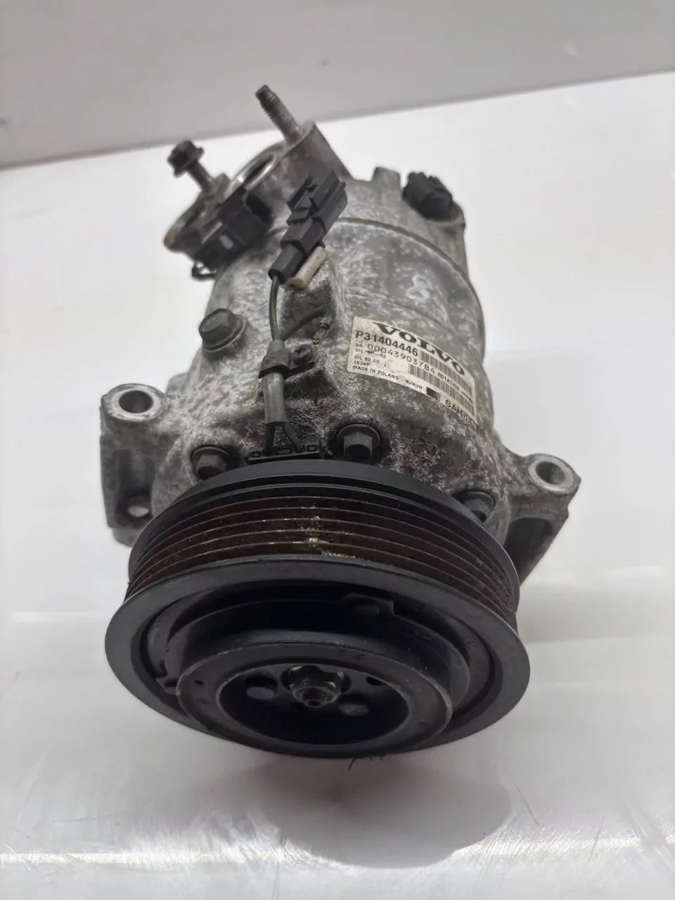 Compresor de aire acondicionado Volvo XC60 156 246 2.0 D4204T14 P31404446