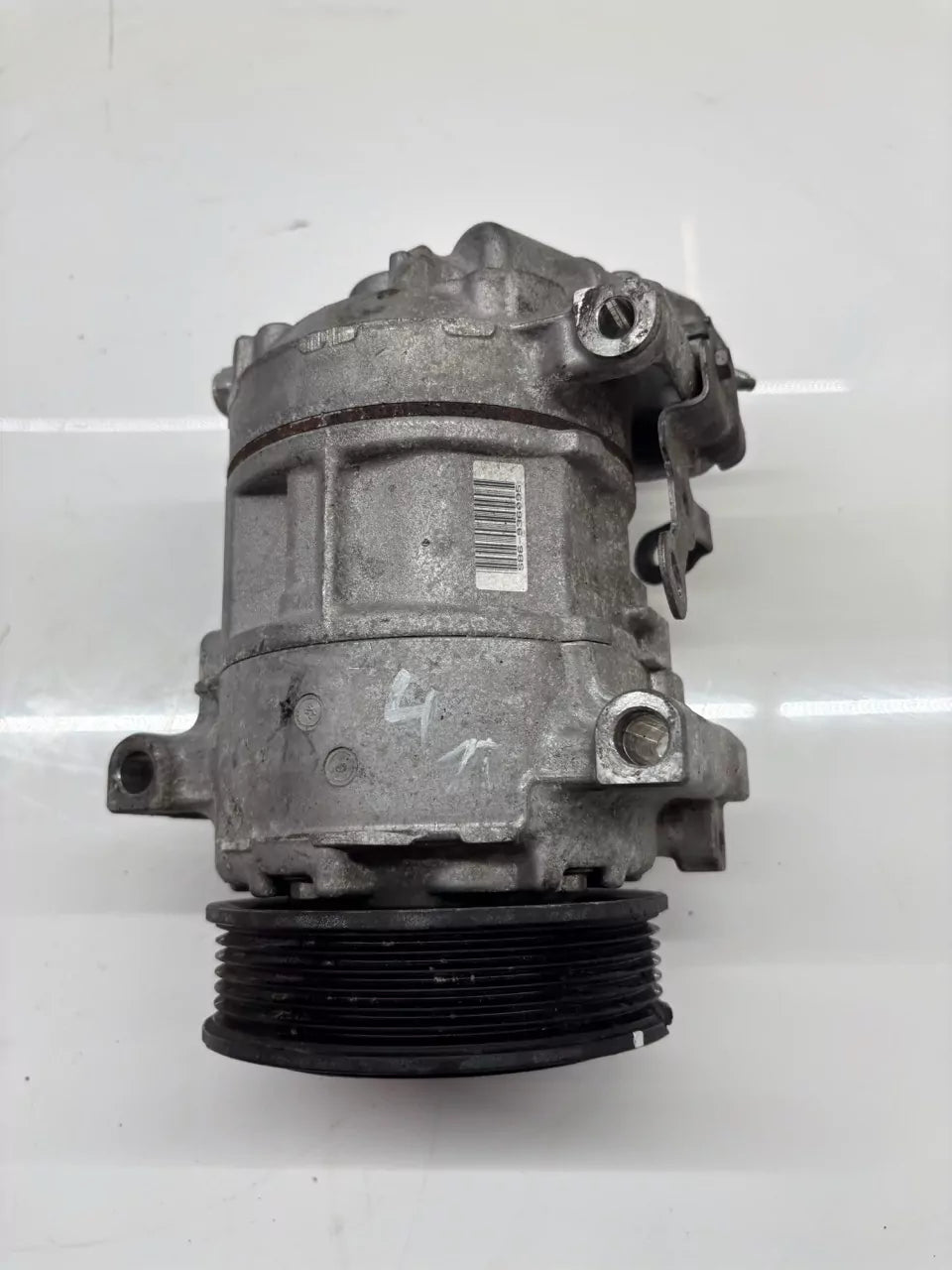 Compresor de aire acondicionado – Peugeot 308 MK2 1.6 HDi DV6FD BHY 9645655880