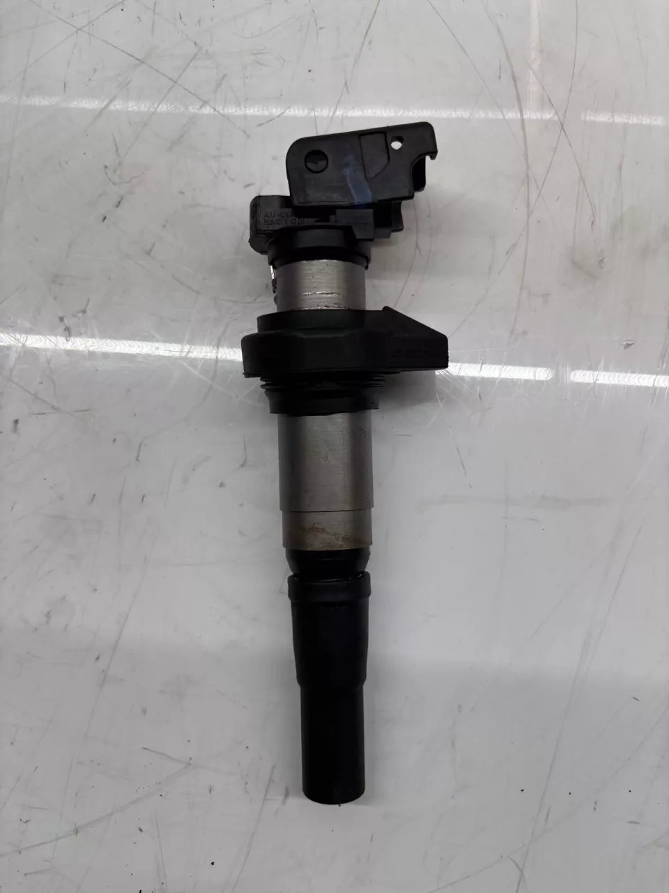 Inyector Peugeot 3008 1.6 Hybrid EP6FADTXHP 5GB 9818760580