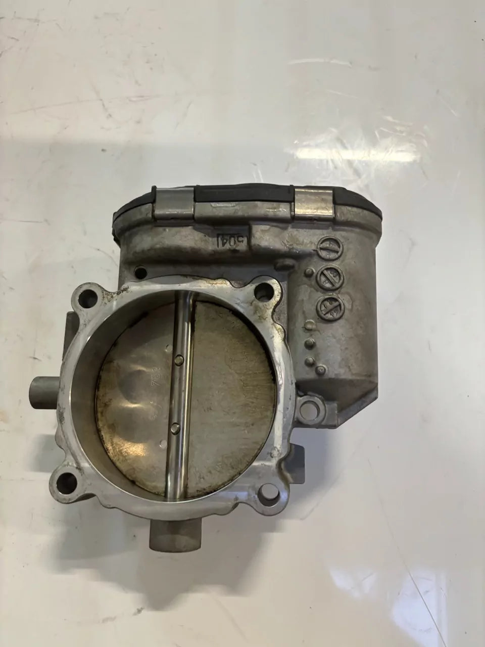 Mariposa Mercedes-Benz CLS 500 C218 4.7 V8 CGI M278.922 M278 A2781410025