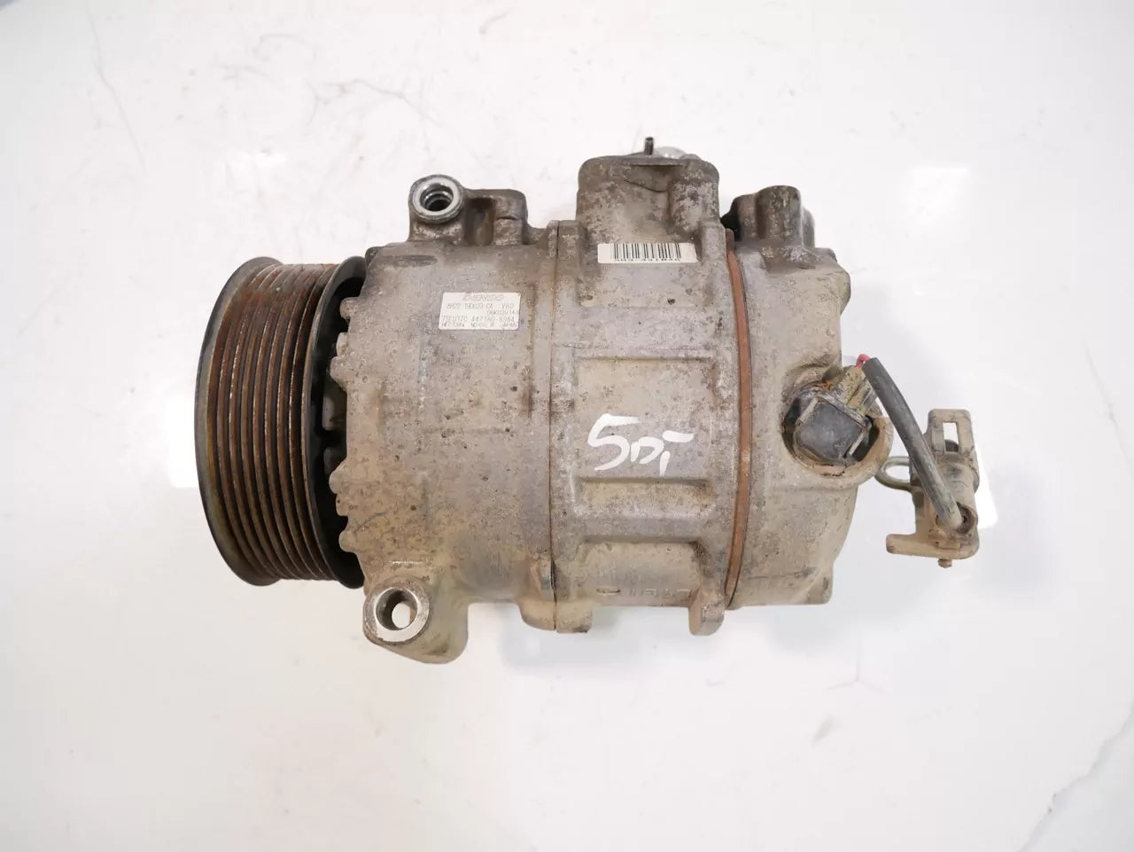 Compresor de aire acondicionado Land Rover Discovery L319 2.7 4x4 276DT TDV6 8H22-19D623-CA