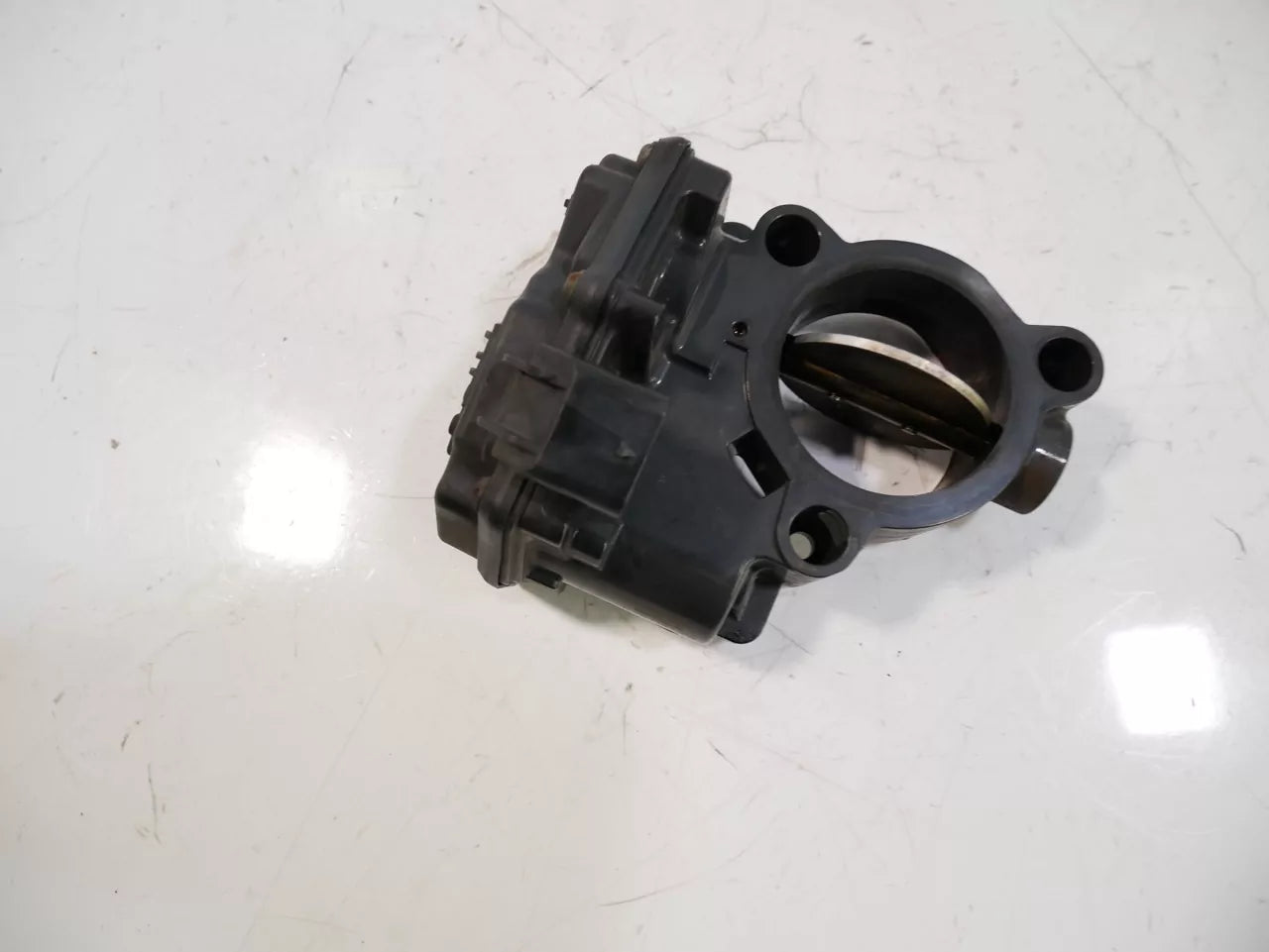 Mariposa BMW Serie 1 F21 F20 1.5 116 d B37D15A B37 8512452