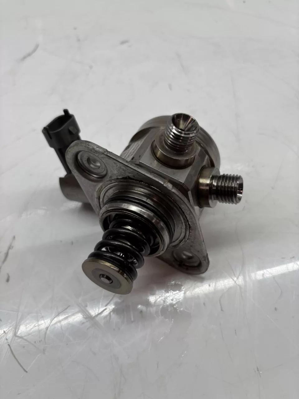 Bomba de combustible Jaguar XJ X351 5.0 SCV8 V8 508PS AJ133 8W93-9D376-AF