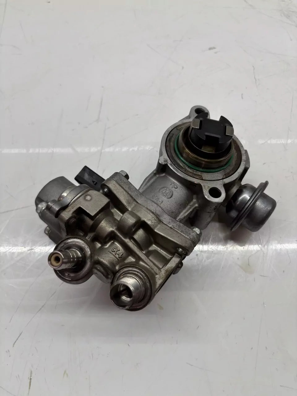 Bomba de combustible Mercedes-Benz Clase C W204 1.8 CGI C 250 M271.860 A2710703701