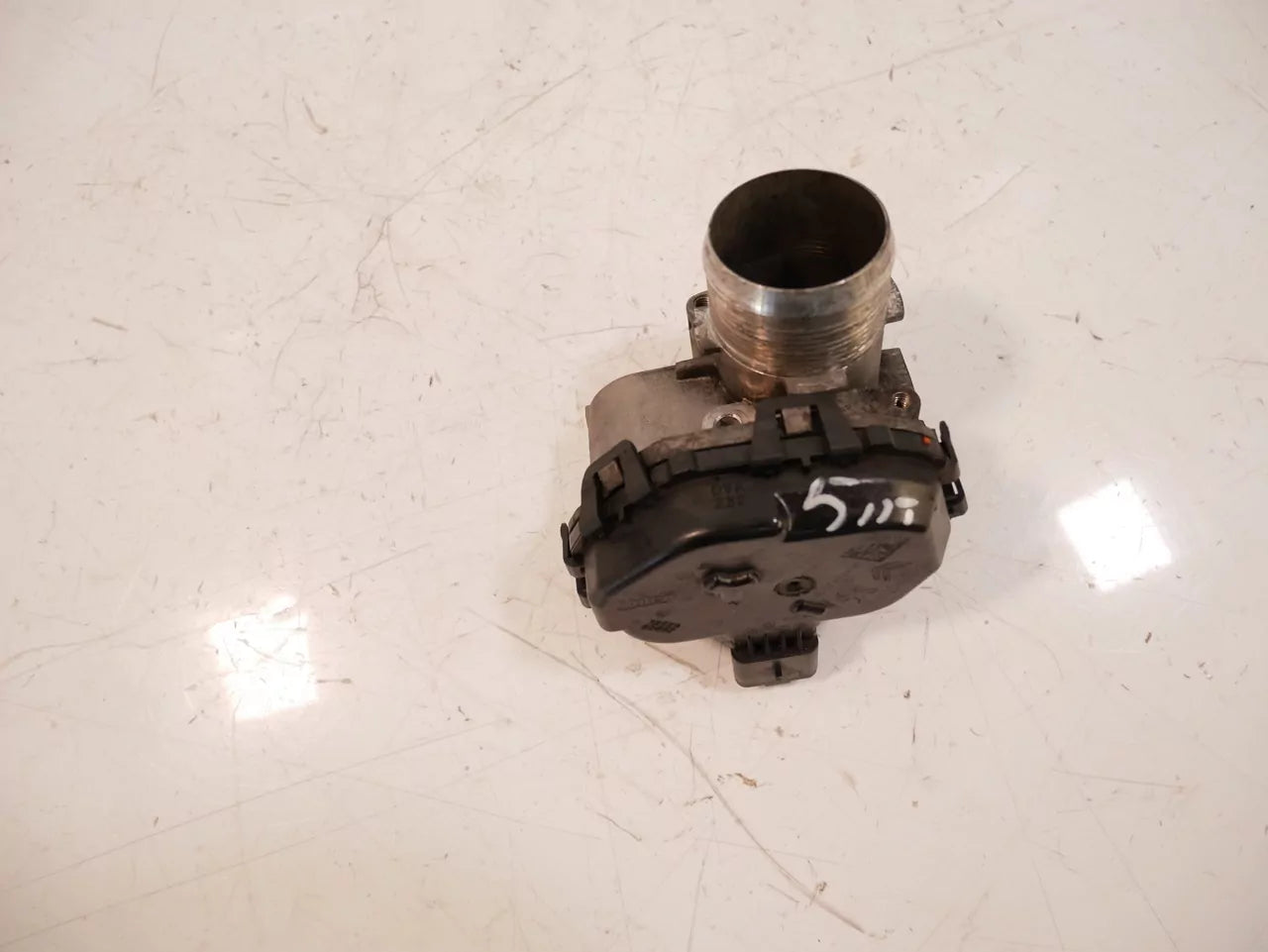 Mariposa Citroen Peugeot 1.5 BlueHDI YHY DV5RD YH01 9830171480