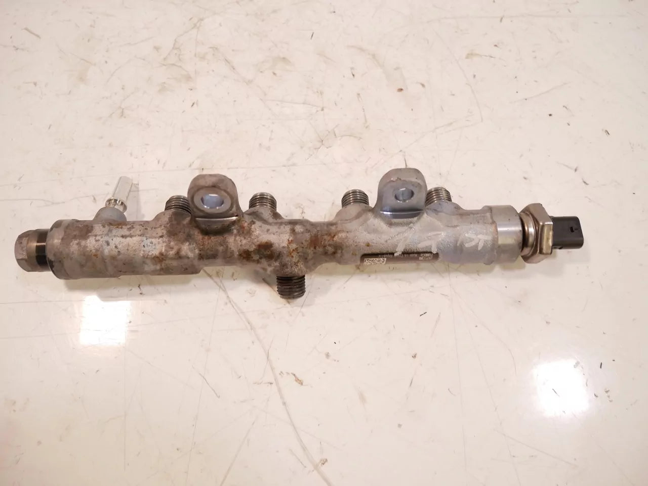 Tubo de raíl Citroen Peugeot Berlingo C4 1.5 BlueHDI YHY DV5RD YH01 9821399680