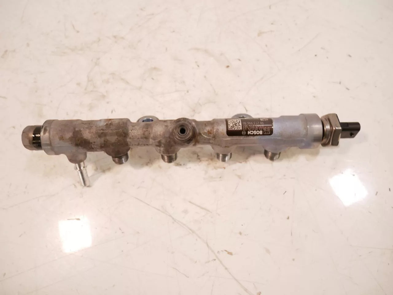 Tubo de raíl Citroen Peugeot Berlingo C4 1.5 BlueHDI YHY DV5RD YH01 9821399680