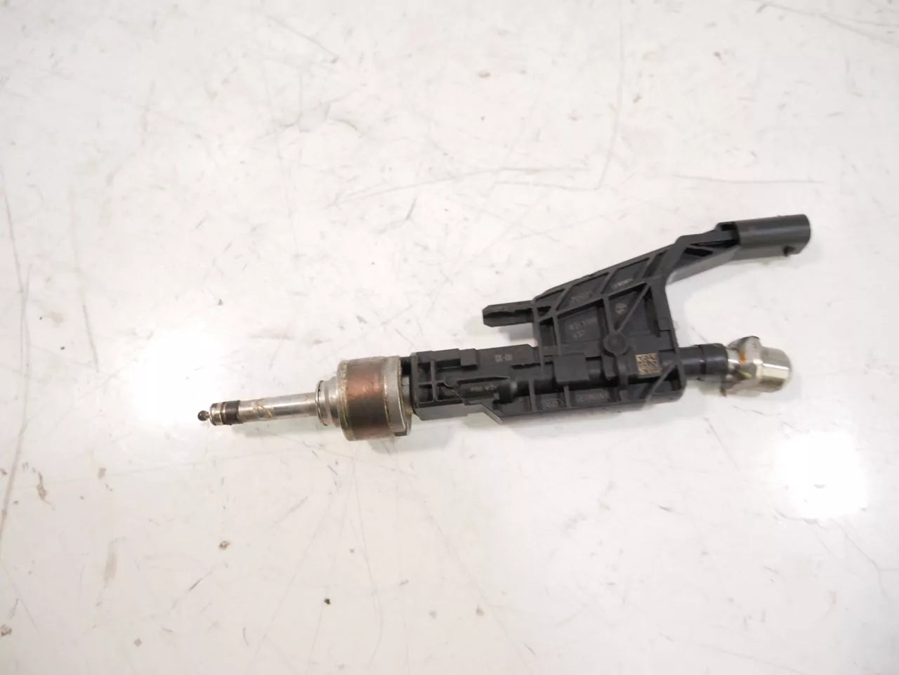 Inyector Mini F55 F57 Cooper 1.5 B38A15A B38 8656548