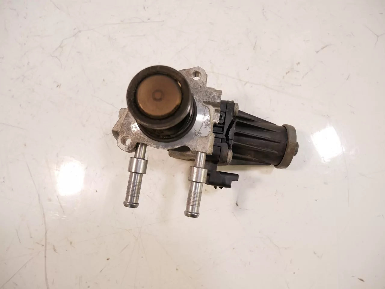 Válvula EGR Citroen Peugeot 1.2 THP HNP HN05 EB2ADT 9829870080