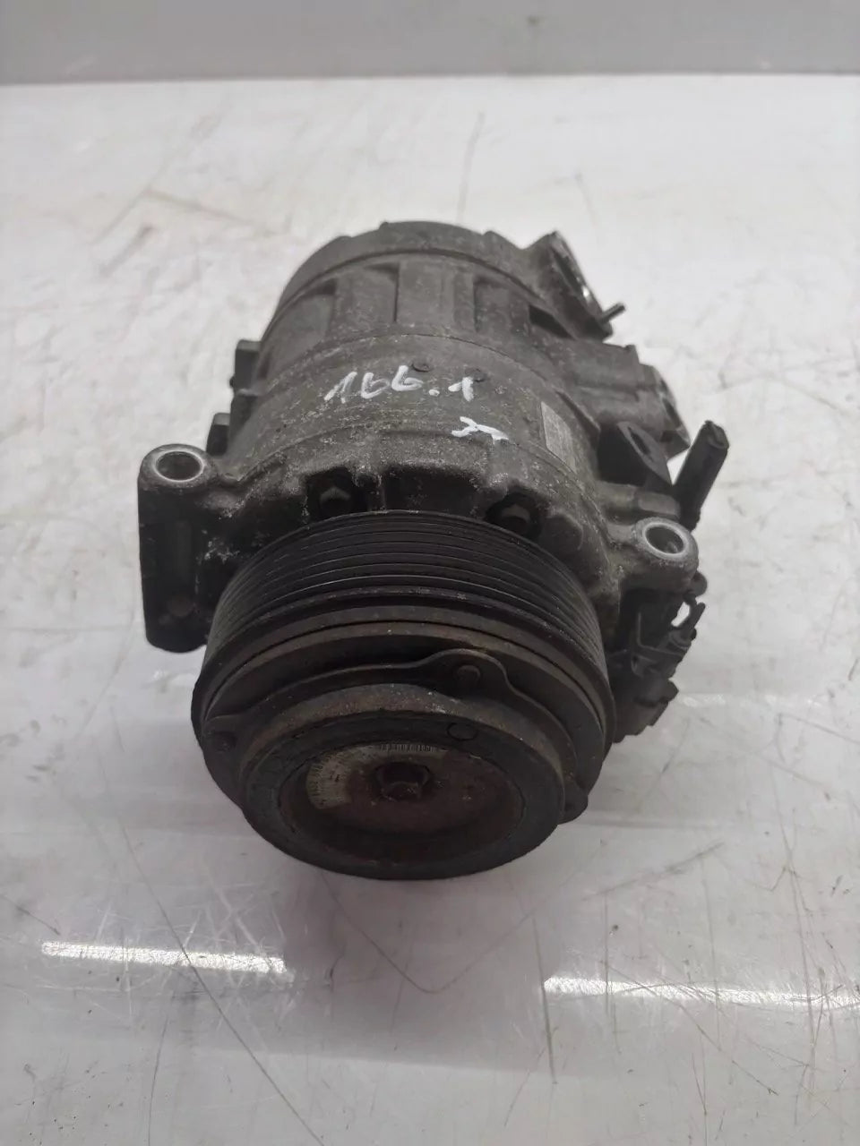 Compresor de aire acondicionado BMW Serie 5 F07 F10 F11 3.0 d 530d N57D30A N57 6987890
