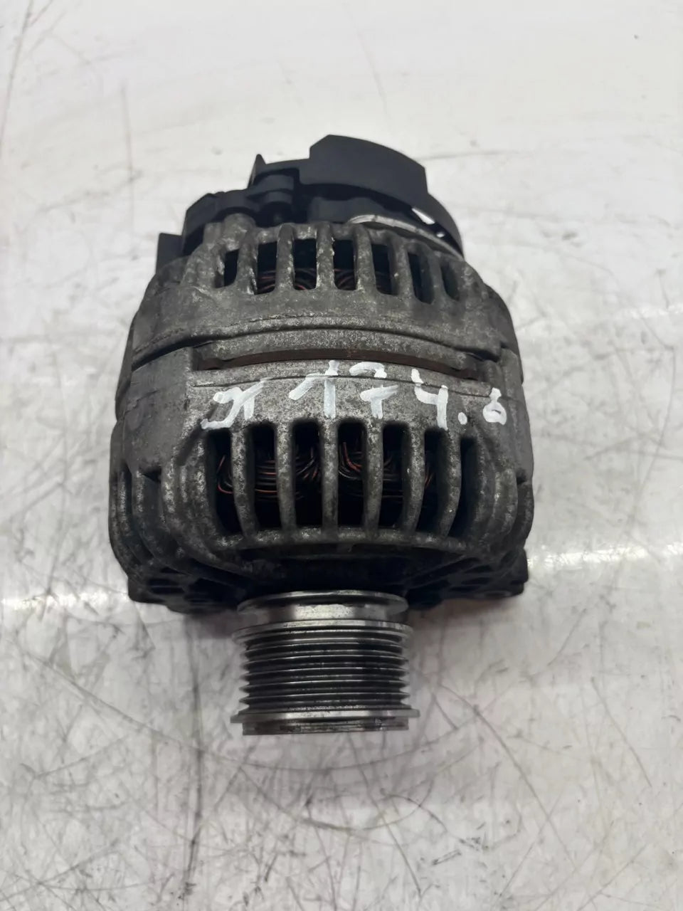 Alternador Seat Skoda Volkswagen Yeti Caddy Touran 2.0 TDI CFJA CFJ 06F903023F