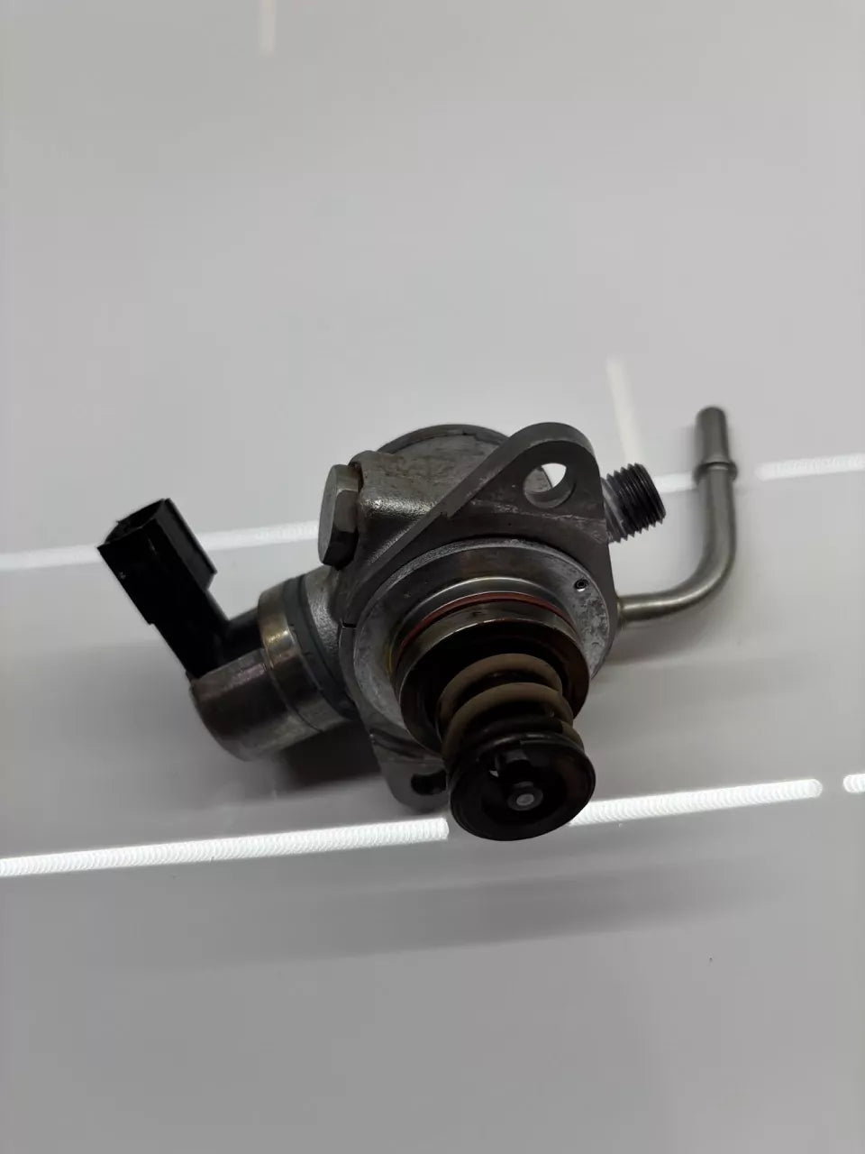 Bomba de combustible Volvo XC90 II 2.0 T6 B4204T27 31392104