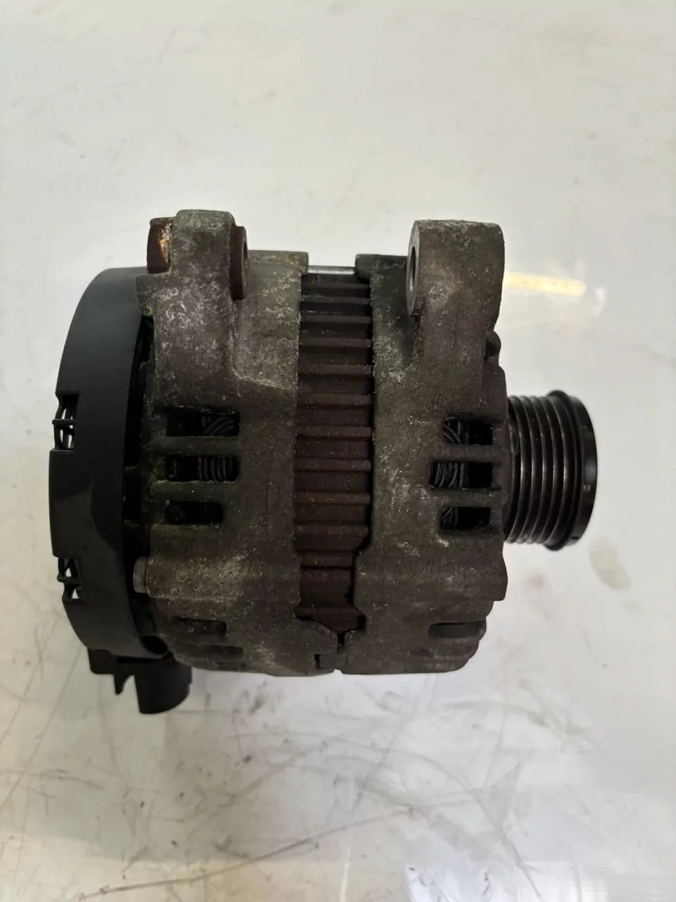 Alternador Land Rover Freelander 2.2 TD4 224DT DW12BTED4 6G9N-10300-ADB