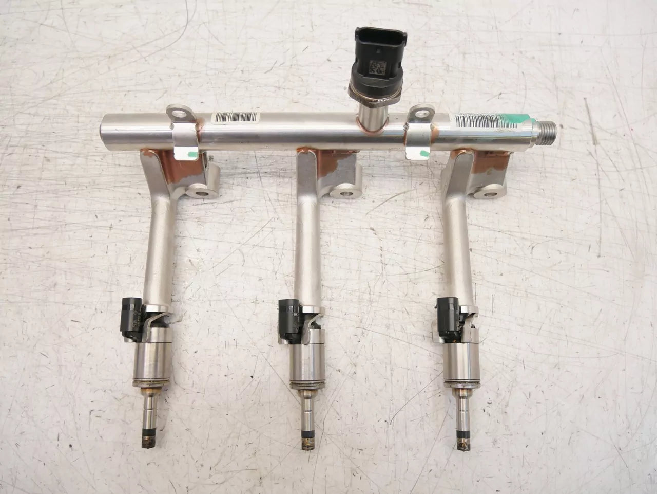 Carril del inyector Volvo XC 40 XC40 536 1.5 T3 B3154T7 31405315 93601527