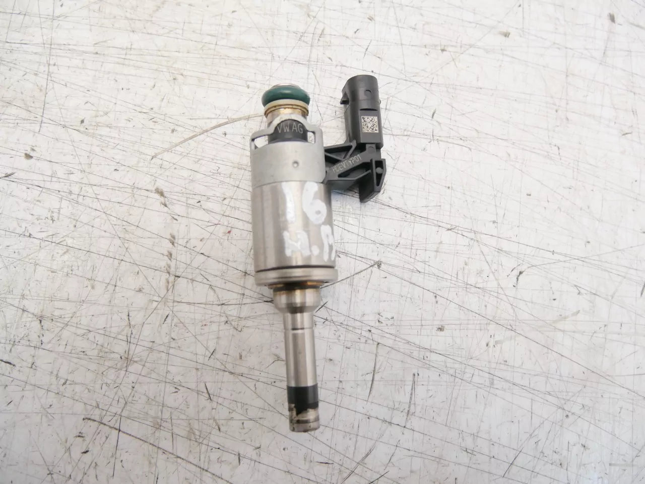 Inyector boquilla de inyección Volkswagen Audi Golf VII A3 1.4 TFSI CUKB CUK 04E906036AF