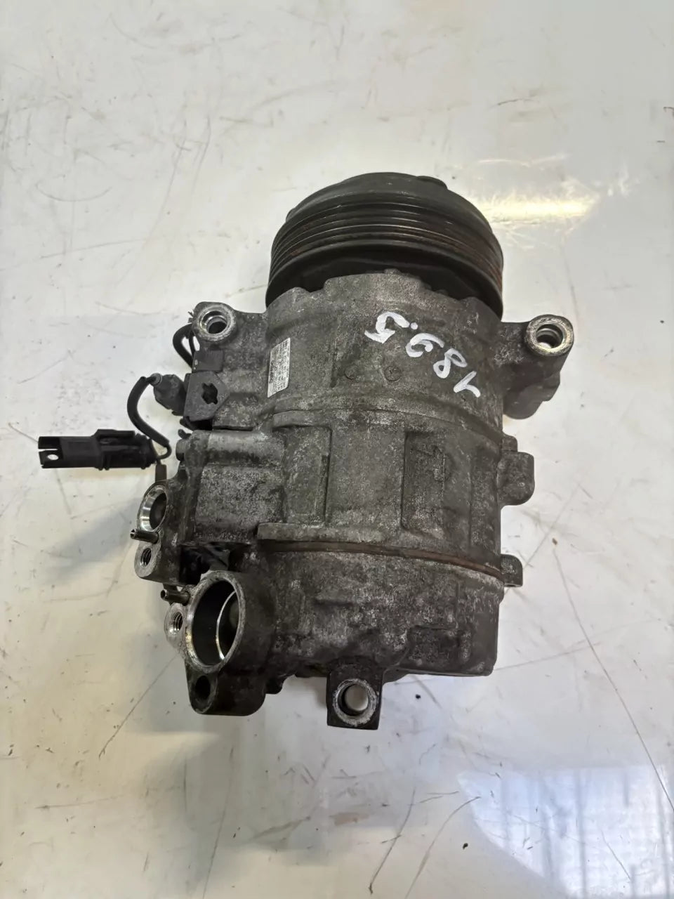 Compresor de aire acondicionado BMW Serie 1 E81 2.0 d 118d N47D20A N4 7 6987862