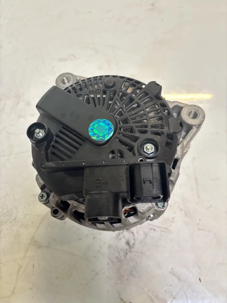 Alternador Volvo V40 525 1.6 D2 D4162T 36012505