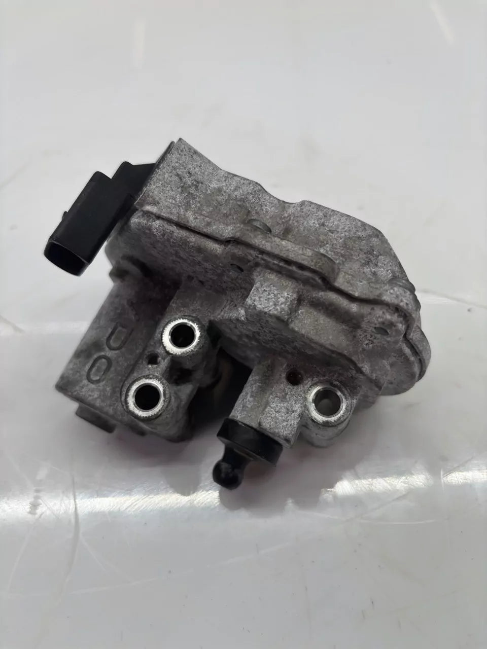 Actuador Audi Volkswagen A6 C6 3.0 TDI BMK 059129086