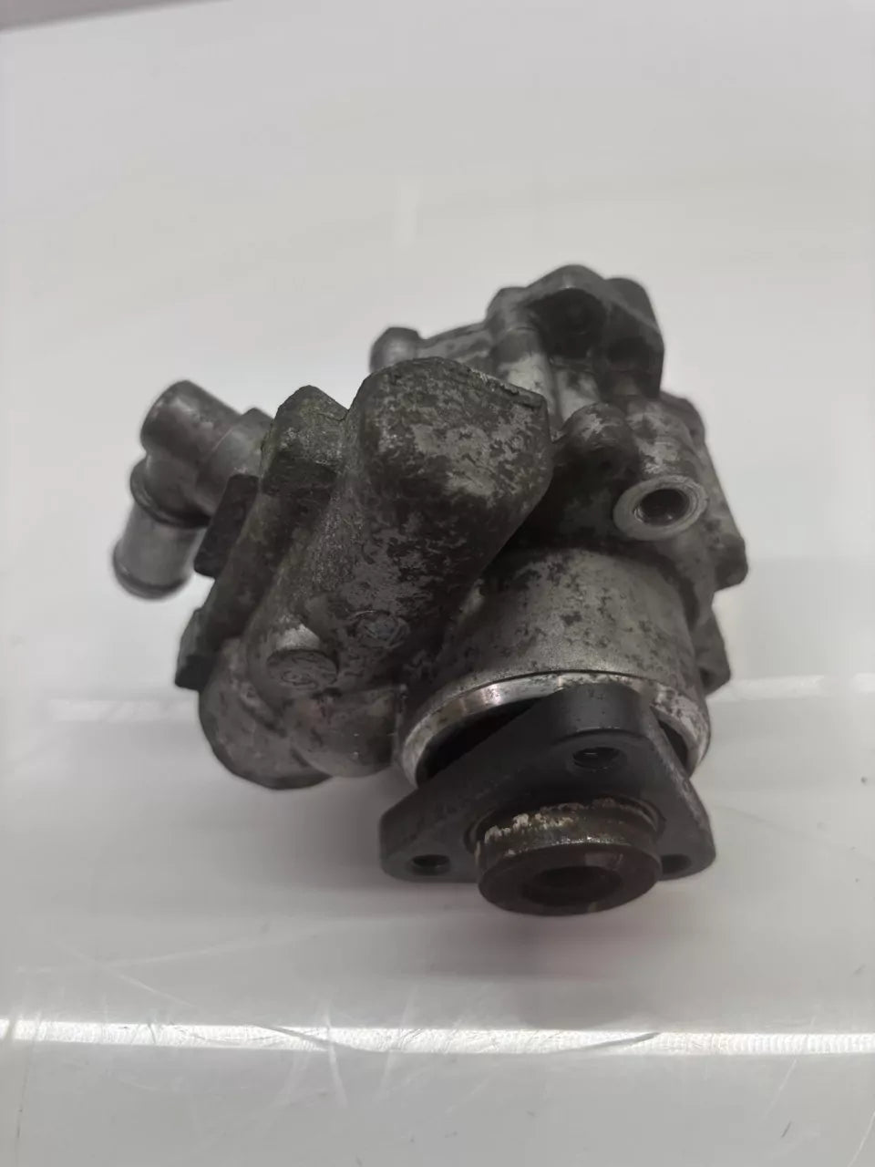 Servo bomba Audi Volkswagen A6 C6 Phaeton 3.0 TDI BMK 4F0145155A