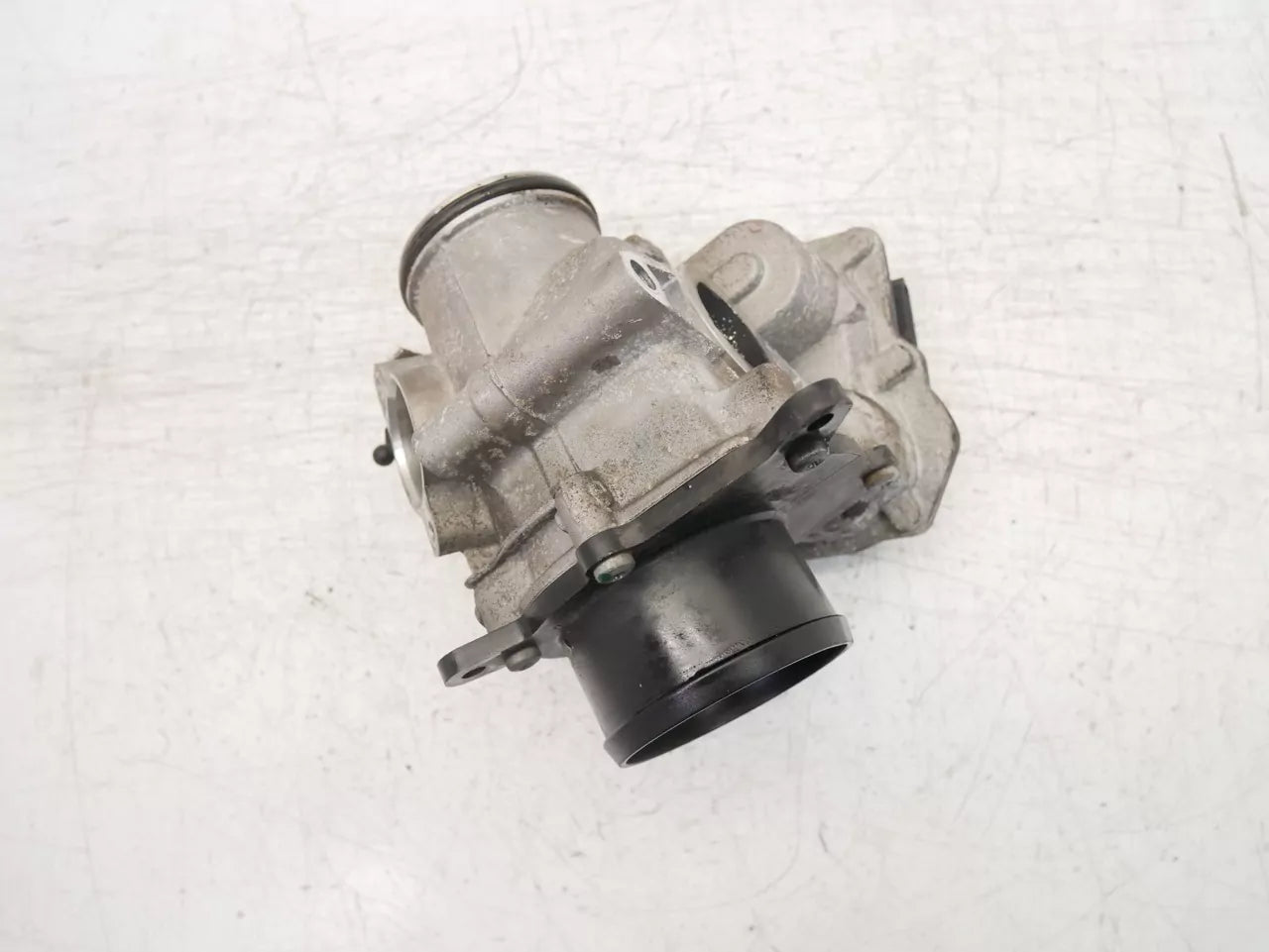 Válvula EGR Jaguar XE X760 2.0 D 204DTH AJ20D4 G4D3-5H273-AC