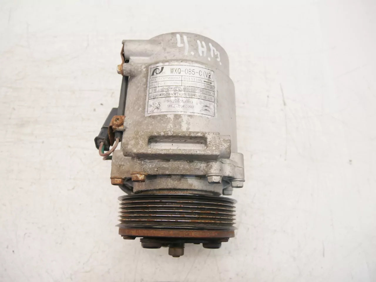 Compresor de aire acondicionado Opel Corsa P2J0 1.2 F12XHL EB2ADTD HN05 9827596080