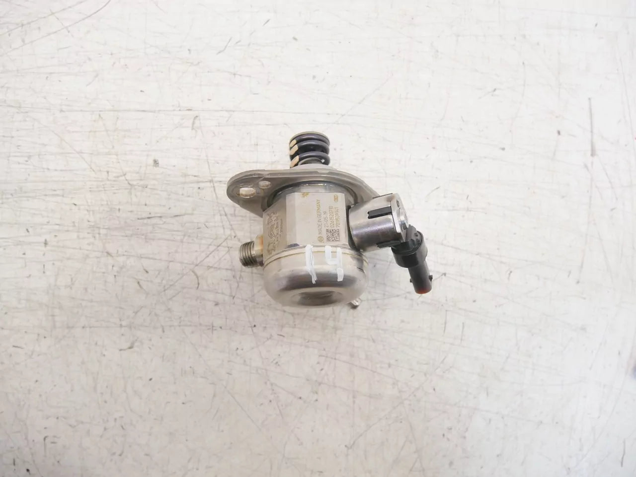 Bomba de combustible Opel Corsa P2J0 1.2 F12XHL EB2ADTD HN05 9830305880