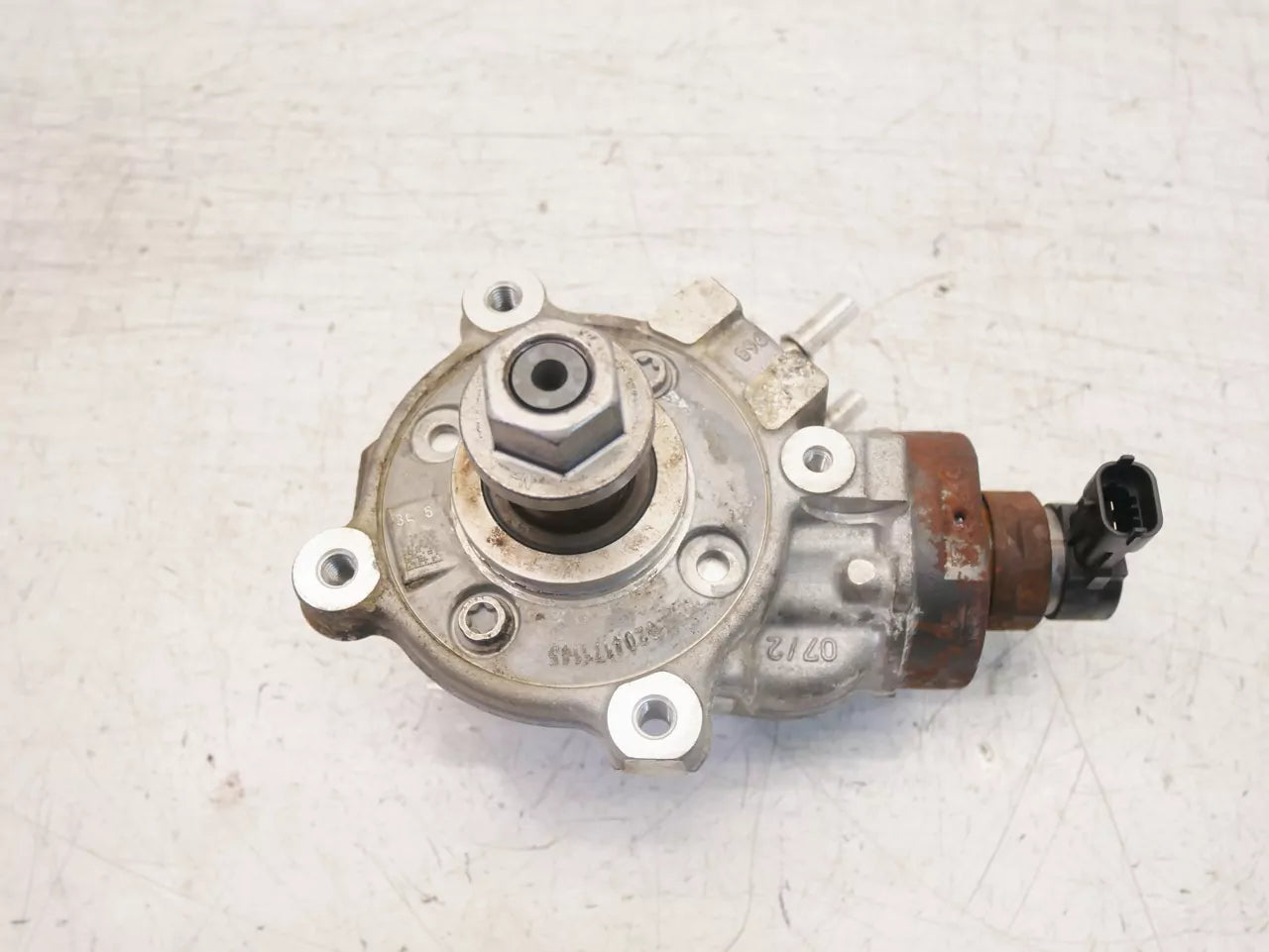 Bomba de alta presión Citroen Berlingo K9 1.5 BlueHDI YHY DV5RD YH01 9817903080