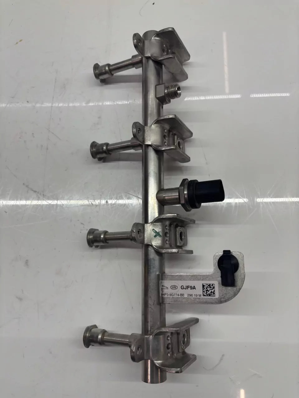 Rampa inyectora de combustible Jaguar F-Pace X761 2.0 Ti4 PT204 AJ20P4 H4P3-9G774-BB