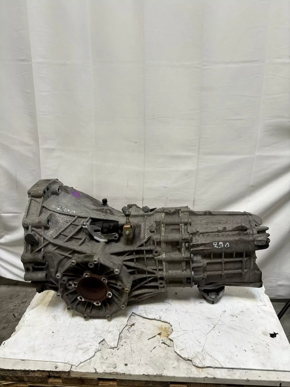 Caja de cambios manual de 6 velocidades Audi A4 A6 C6 2.0 TDI BRE HCF 01X300044J