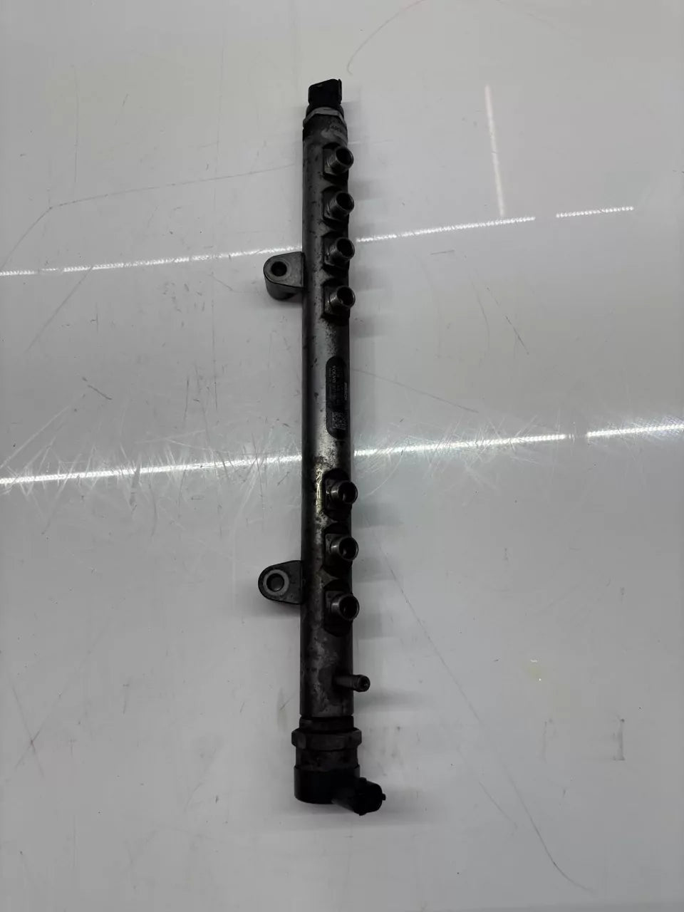 Tubo de raíl Volvo XC60 156 2.4 D5 D5244T10 30777759