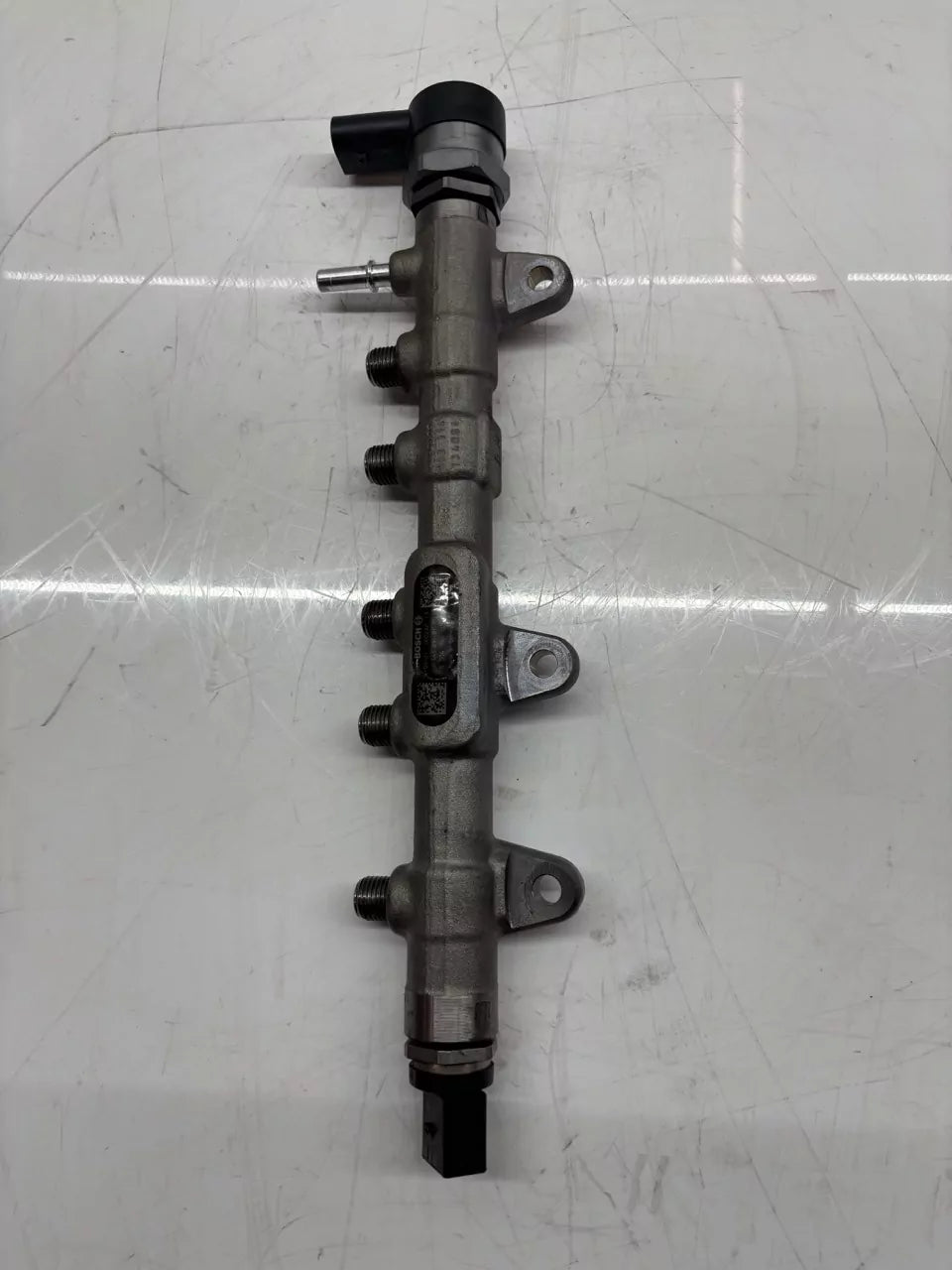 Tubo de ferrocarril BMW Serie 5 F10 F11 2.0 d 518d B47D20A B47 8514154