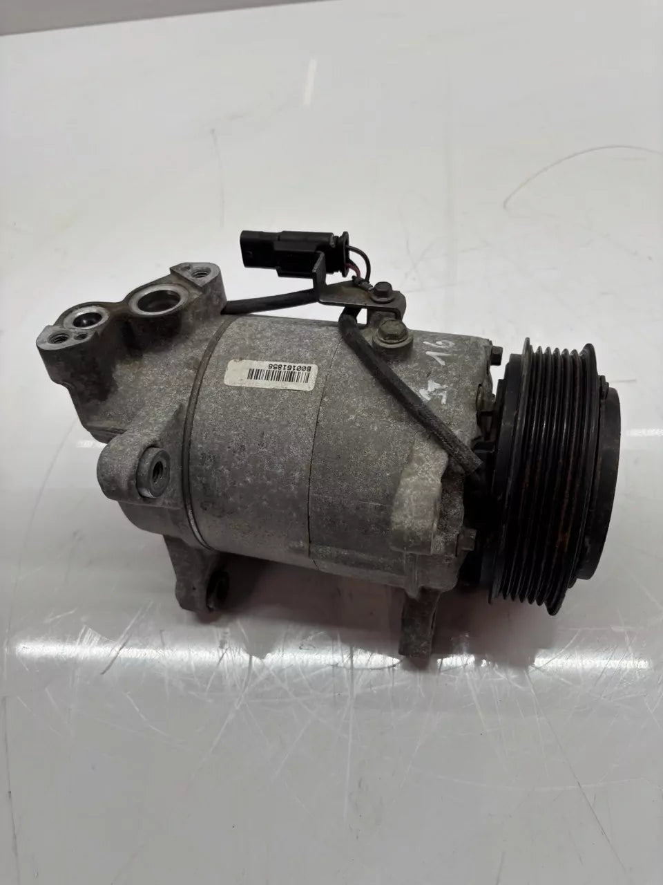 Compresor de aire acondicionado BMW Serie 5 F10 F11 2.0 d 518d B47D20A B47 64525A3F1D2
