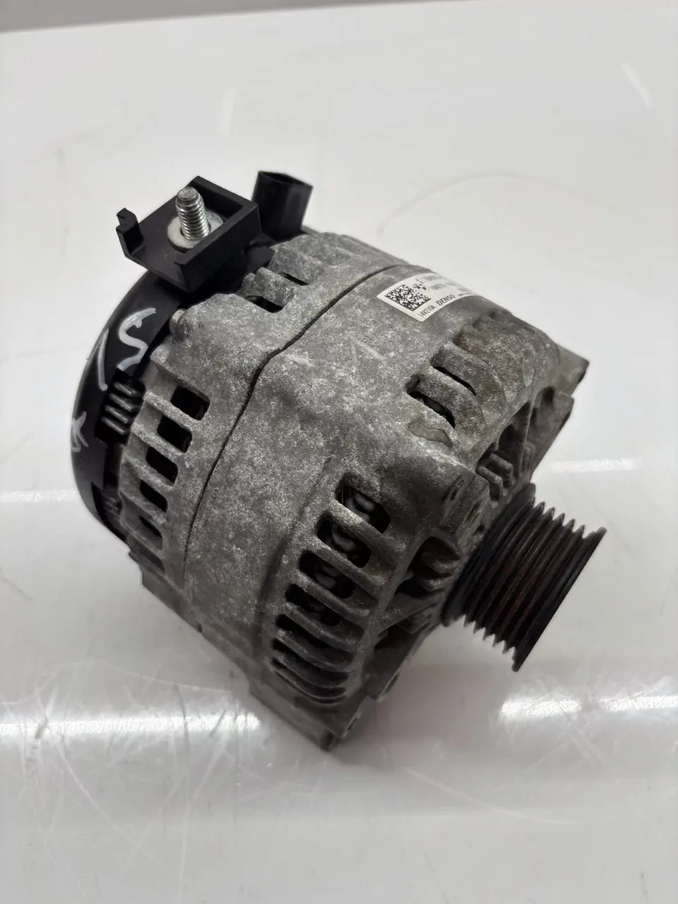 Alternador BMW Serie 5 F10 F11 2.0 d 518d B47D20A B47 7646814