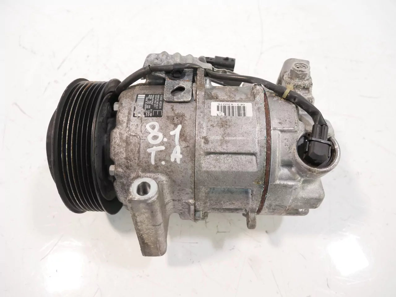 Compresor de aire acondicionado Nissan Qashqai J11 1.7 DCI R9N401 R9N 926004EB1A