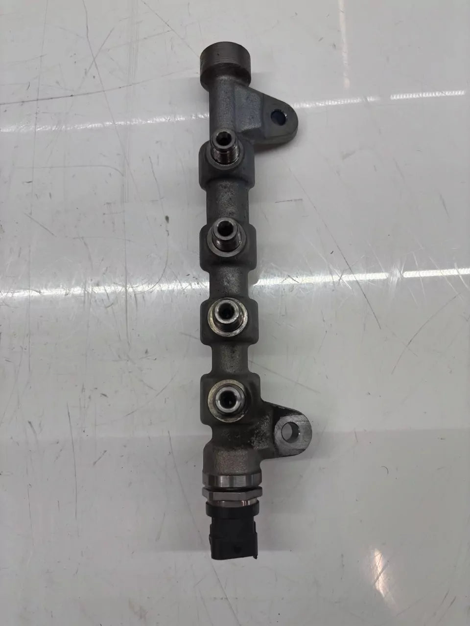 Tubo de carril Opel Astra Cascada Insignia Zafira 2.0 CDTi A20DTH LBS 55576177