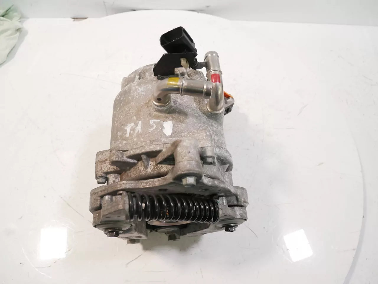 Alternador Hyundai Santa FE IV TM 1.6 T-GDI Hybrid G4FT 37390-2M900
