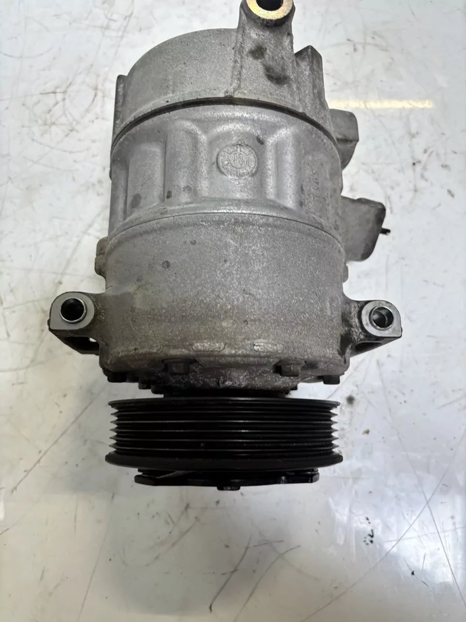 Compresor de aire acondicionado Audi Seat Skoda Volkswagen A3 Alhambra Superb Golf 2.0 TDI CFFB CFF