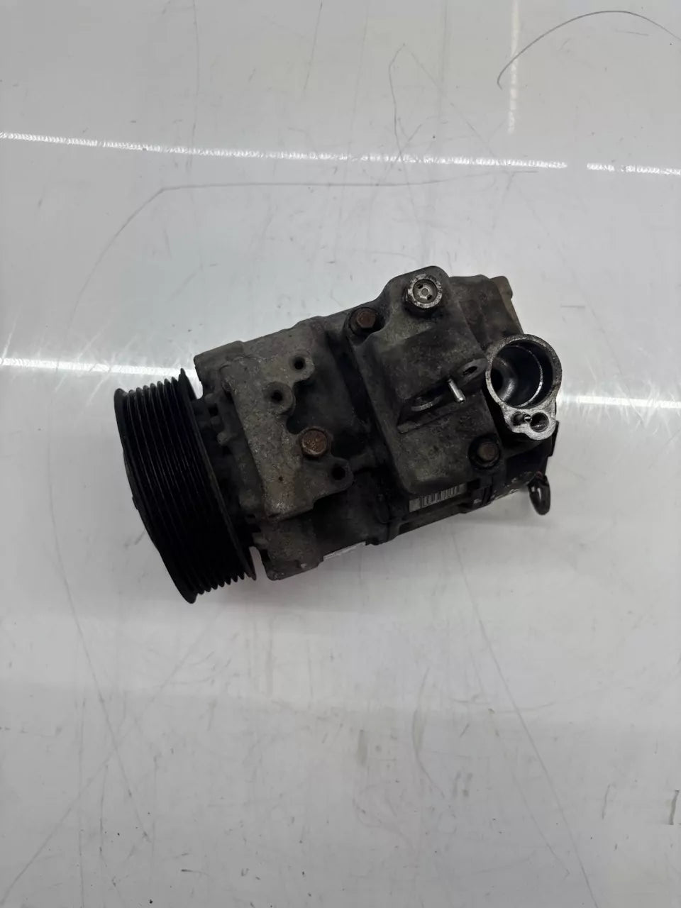 Compresor de aire acondicionado Land Rover Discovery L319 2,7 TD 276DT TDV6 4H2Q-19D629-AA