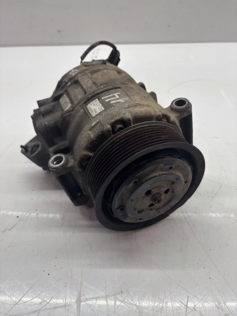 Compresor de aire acondicionado Land Rover Discovery L319 2,7 TD 276DT TDV6 4H2Q-19D629-AA