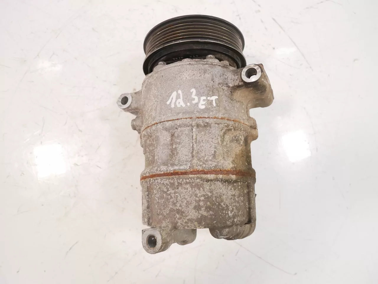 Compresor de aire acondicionado Opel Astra K 1.6 CDTI B16DTH LVL 39034464