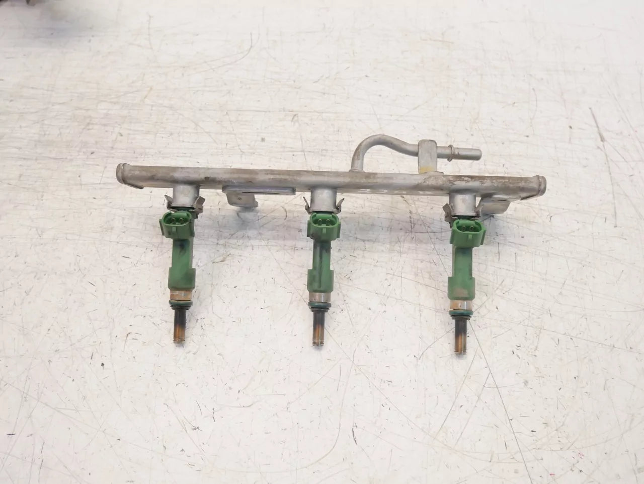 Rampa inyectora Dacia Renault Clio 1.0 TCe H4D450 H4D 175204031R