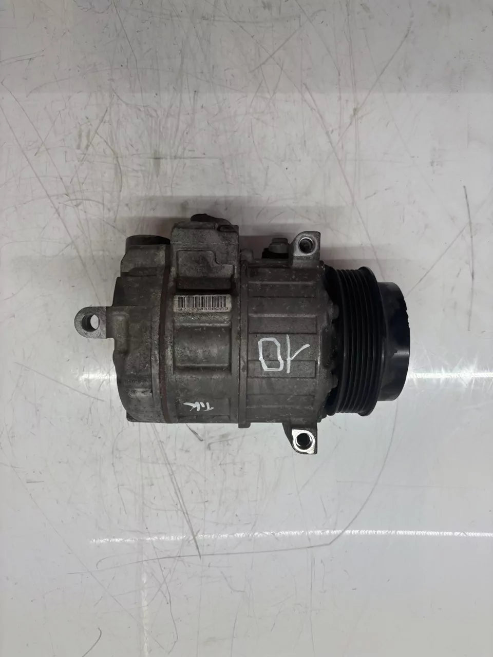 Compresor de aire acondicionado Mercedes-Benz Clase C W204 2.2 OM651.913 OM651 A0022305011