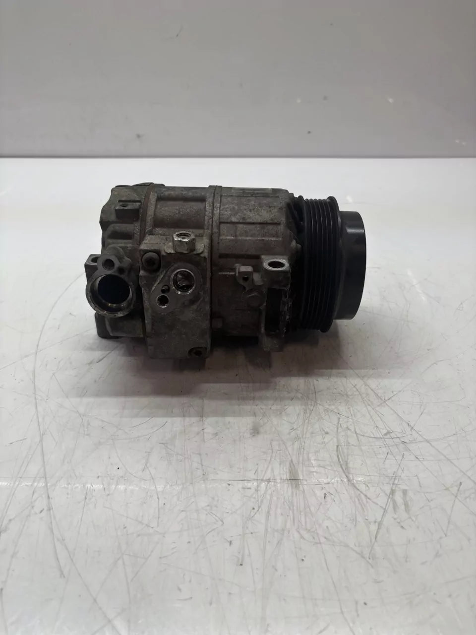 Compresor de aire acondicionado Mercedes-Benz Clase C W204 2.2 OM651.913 OM651 A0022305011