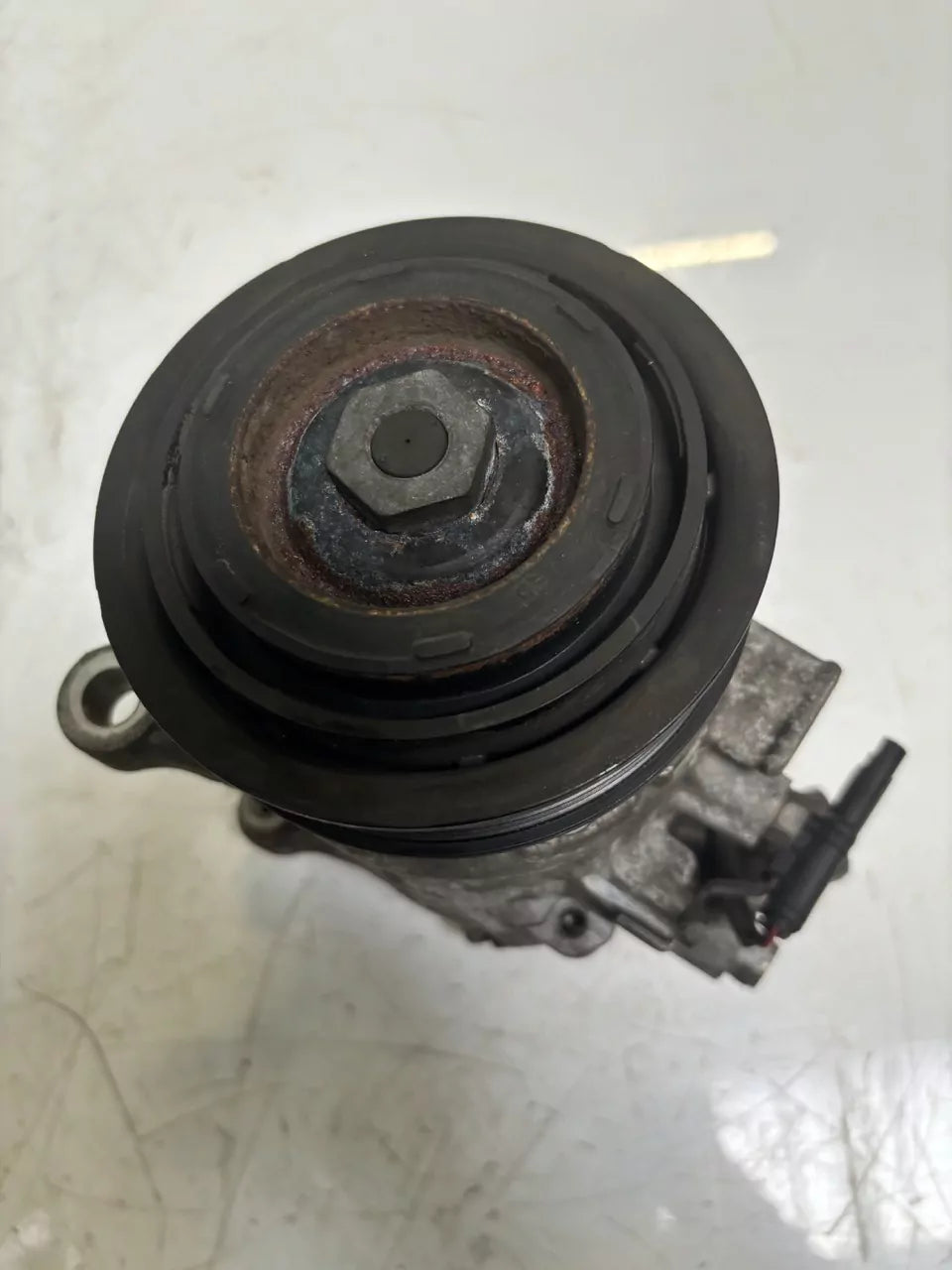 Compresor de aire acondicionado BMW Serie 3 F30 F31 F34 3.0 d 33d xDrive N57D30A N57 9330831
