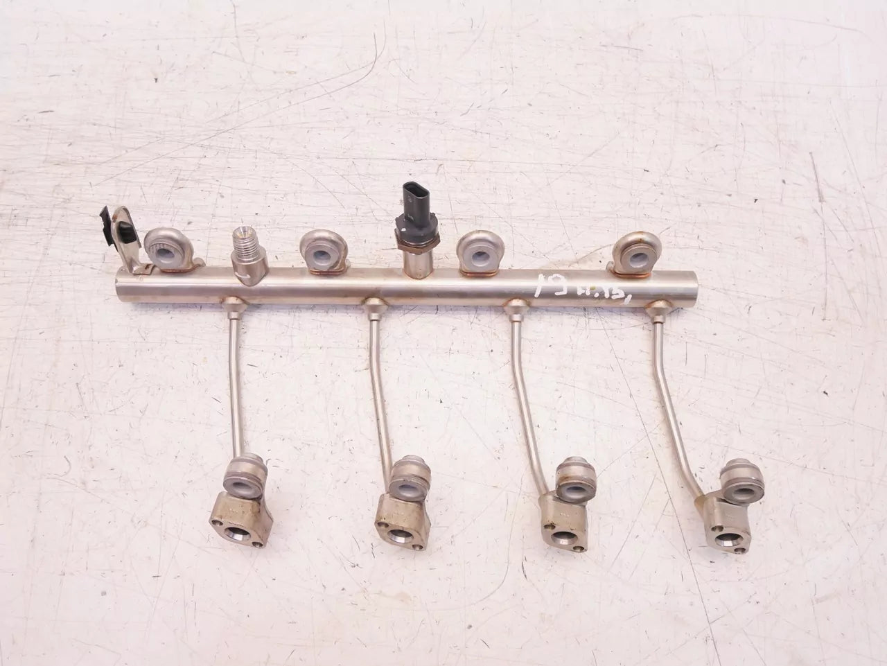 Rail de inyectores Opel Astra Mokka 1.4 Turbo T LE2 B14XFT 12672583 12669216