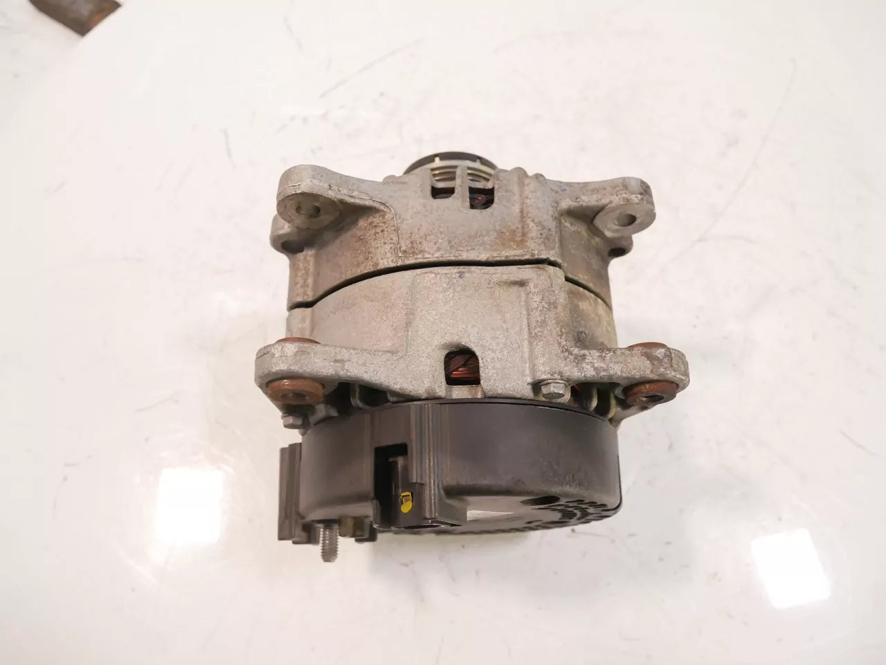 Alternador Volkswagen Touareg CR7 3.0 TDI DPYD DPY 059903024A