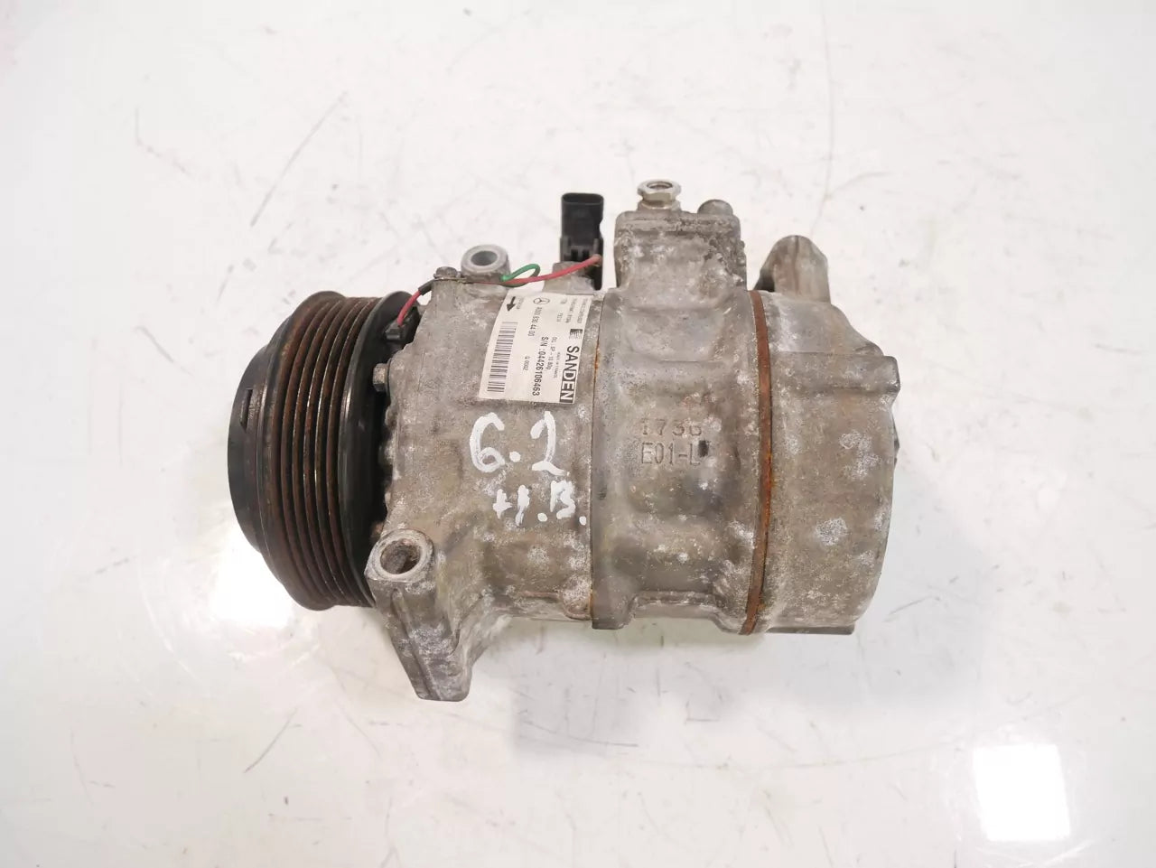 Compresor de aire acondicionado Mercedes-Benz Clase C W205 2.2 C220 OM651.921 A0008304400
