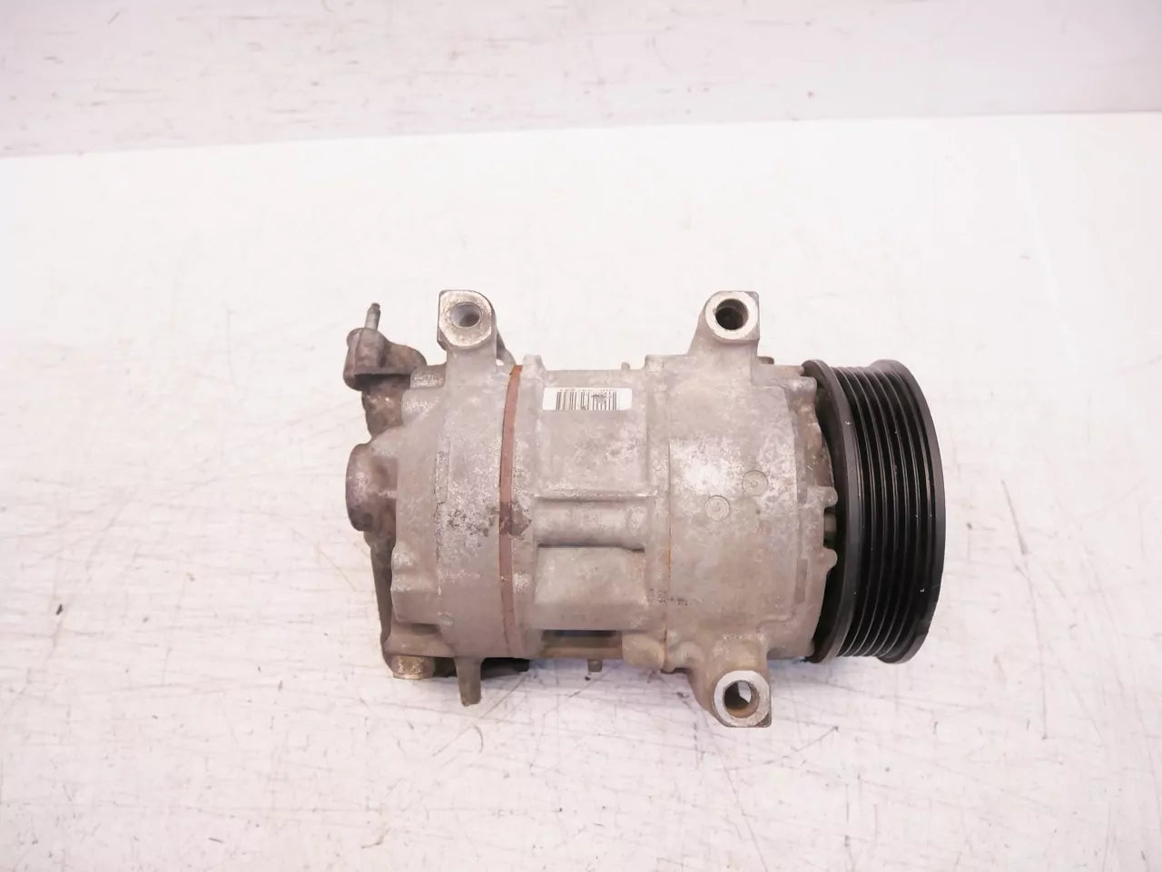 Compresor de aire acondicionado Citroen Peugeot 1.6 HDI D BH02 BHW DV6FE 9802875780